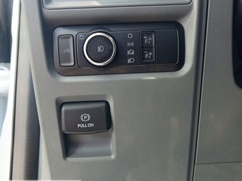 Used 2025 Ford F150 XLT w/ Equipment Group 301A Standard image 29