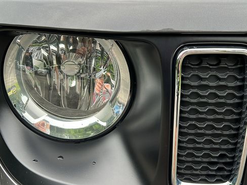 Certified 2021 Jeep Renegade Latitude image 9