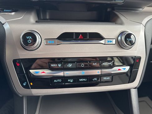 Certified 2023 Ford Explorer XLT w/ Equipment Group 202A image 33