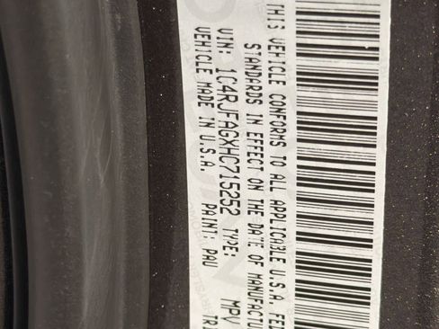 Used 2017 Jeep Grand Cherokee Laredo w/ Quick Order Package 23E image 36