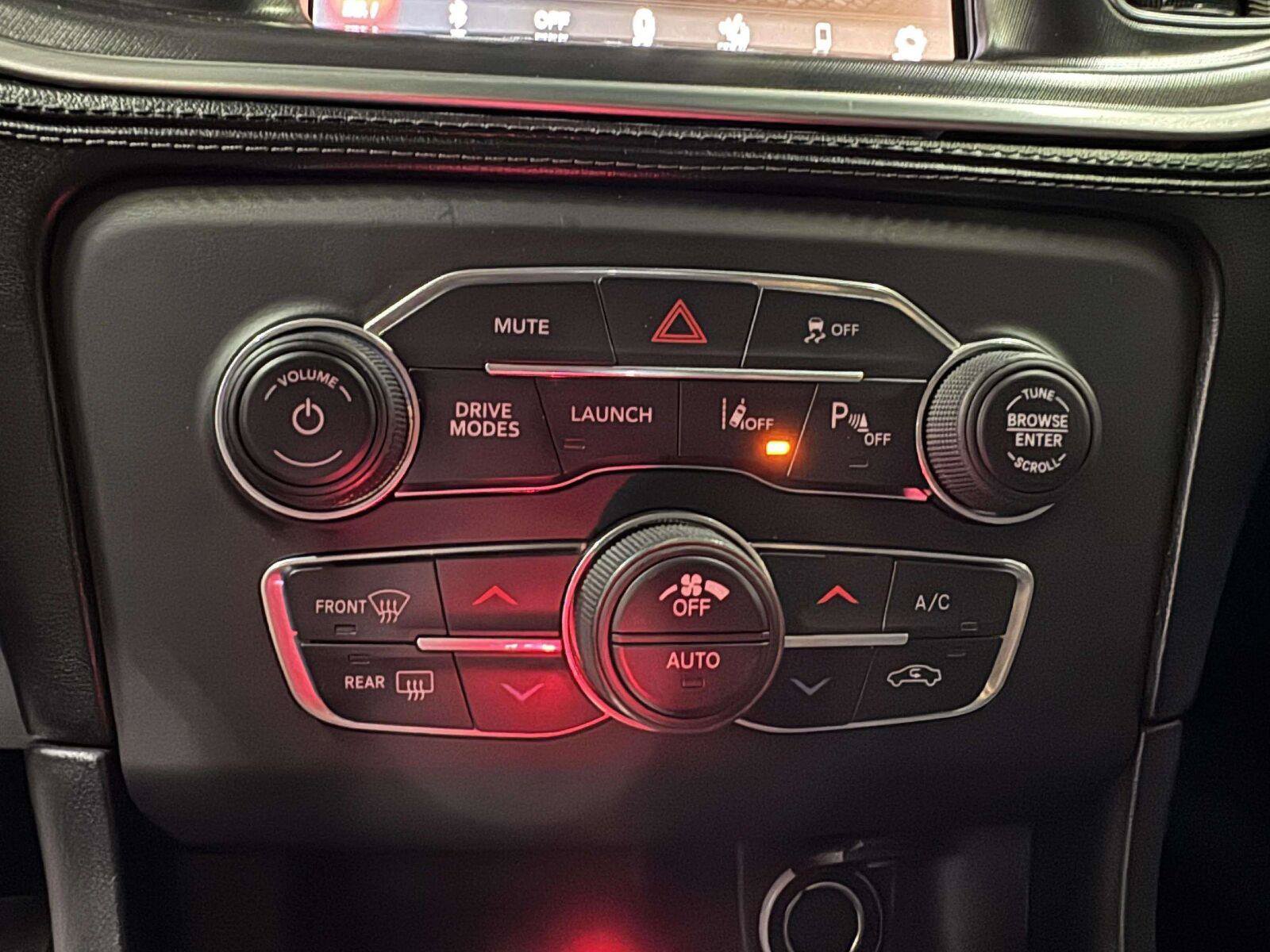 Used 2019 Dodge Charger Scat Pack w/ Daytona Edition Group RWD image 24