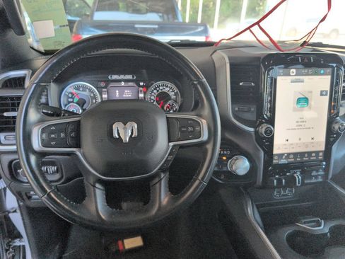 Used 2023 RAM 1500 Laramie AWD/4WD image 12