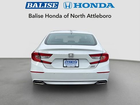 Used 2022 Honda Accord Touring image 4