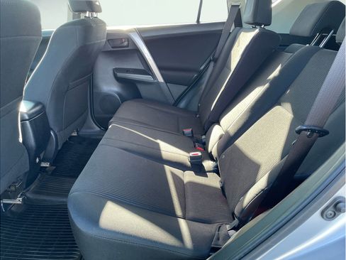 Used 2018 Toyota RAV4 LE w/ All Weather Liner Package AWD/4WD image 13