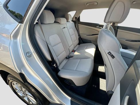 Used 2018 Hyundai Tucson SEL FWD image 25