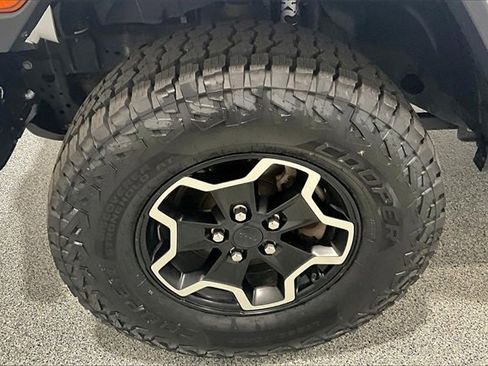 Used 2020 Jeep Gladiator Rubicon image 33
