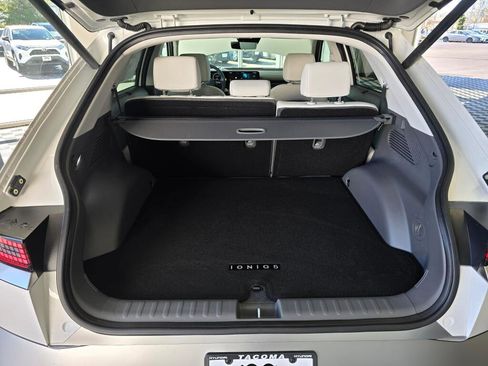 New 2026 Hyundai Ioniq 5 Limited image 16