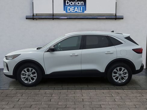 Used 2023 Ford Escape Active AWD/4WD image 6