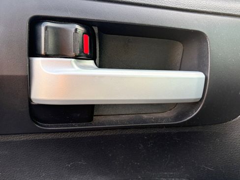 Used 2020 Toyota Tundra SR5 image 9