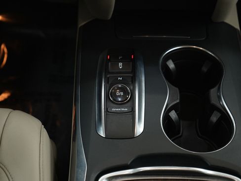 Used 2018 Acura MDX SH-AWD image 19