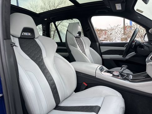 Used 2022 BMW X5 M w/ Executive Package AWD/4WD image 27