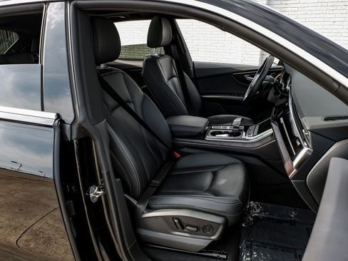 Used 2022 Audi Q8 Premium Plus image 33