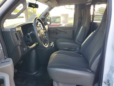Used 2024 Chevrolet Express 2500 w/ Driver Convenience Package image 13