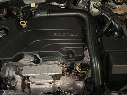 Used 2019 Chevrolet Malibu LT image 32