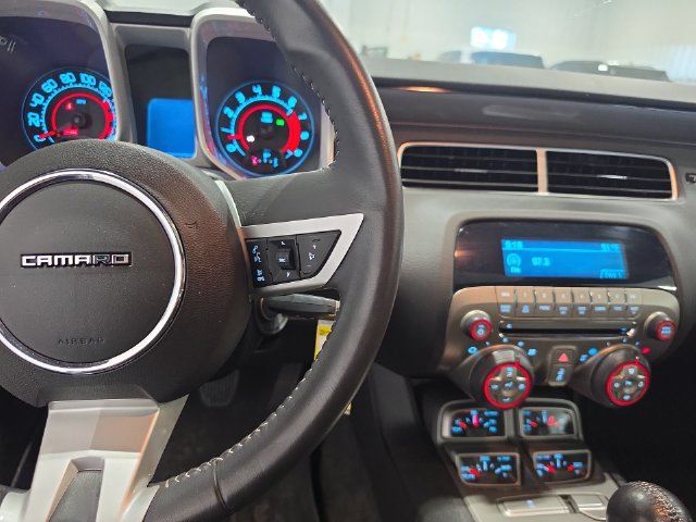 Used 2010 Chevrolet Camaro SS w/ LPO, Ground Effects Package RWD image 12