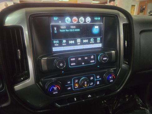 Used 2018 Chevrolet Silverado 1500 LT w/ All Star Edition image 21