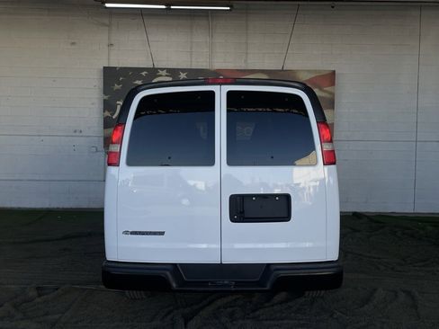 Used 2017 Chevrolet Express 2500 LS image 4