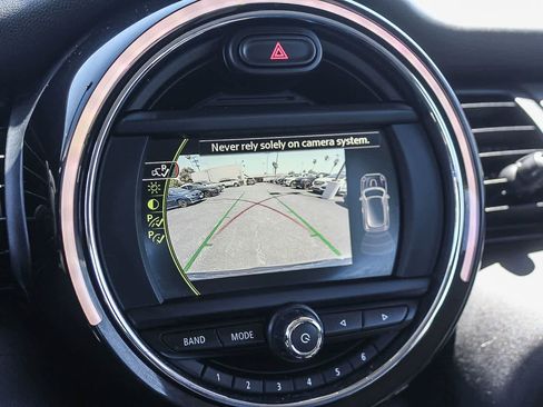 Used 2017 MINI Cooper 2-Door Hardtop FWD image 29