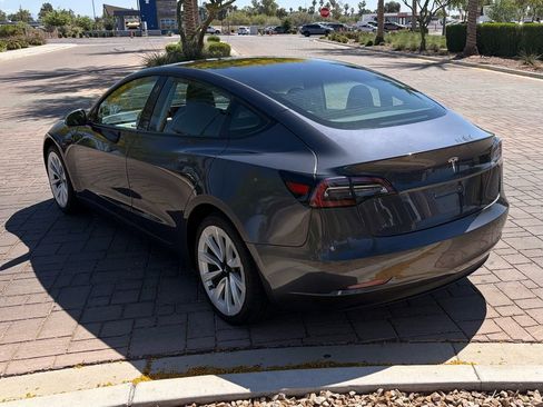 Used 2022 Tesla Model 3 RWD image 4