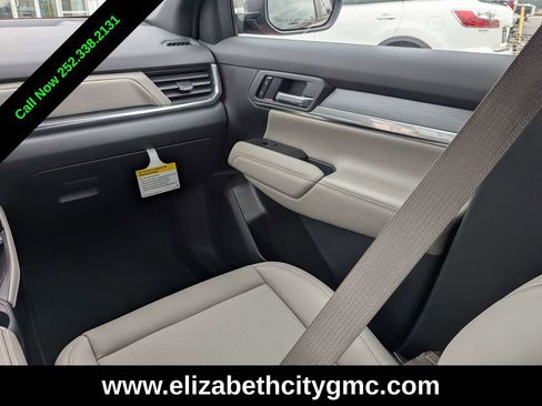 New 2026 GMC Terrain Elevation w/ Elevation Premium Package image 18