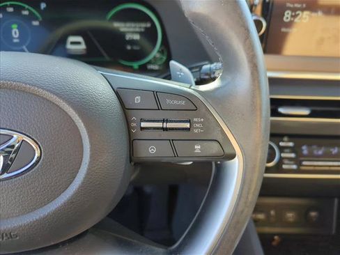 Used 2021 Hyundai Sonata Limited image 16