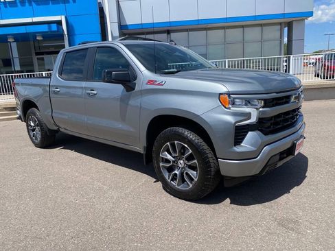 Used 2023 Chevrolet Silverado 1500 RST AWD/4WD image 7