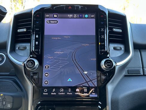 New 2025 RAM 5500 Big Horn image 10