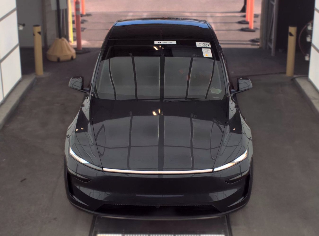 Used 2026 Tesla Model Y AWD image 2