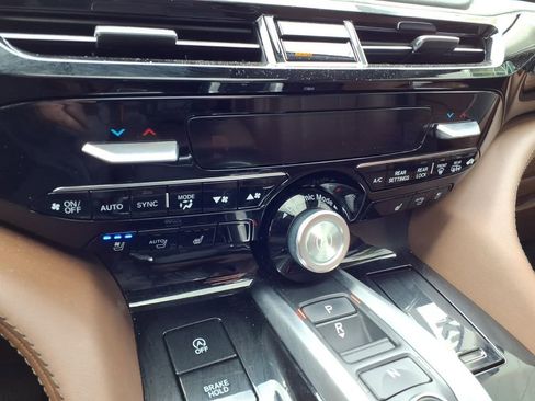Used 2023 Acura MDX SH-AWD w/ Advance Package image 23