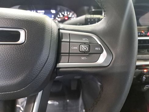 Certified 2023 Jeep Compass Latitude AWD/4WD image 18