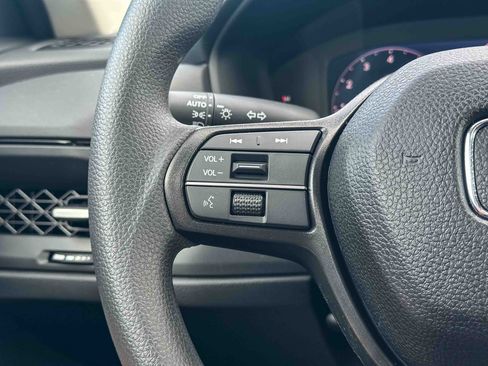 New 2025 Honda Accord SE image 19