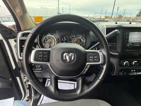 Used 2019 RAM 2500 Big Horn image 24
