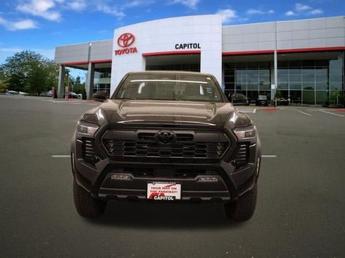 New 2026 Toyota Tacoma TRD Off-Road AWD/4WD image 6