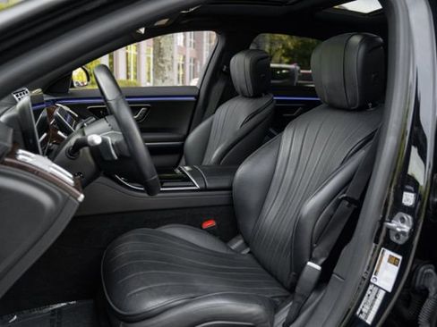 Used 2022 Mercedes-Benz S 500 4MATIC image 36