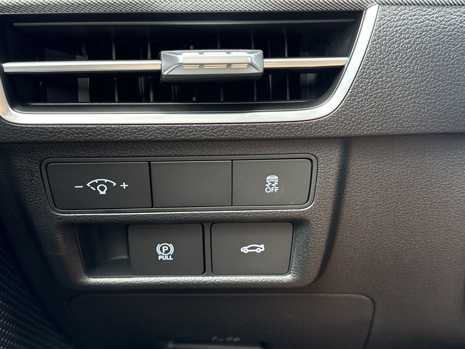 New 2026 Hyundai Sonata SEL FWD image 17