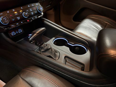 Used 2024 Dodge Durango GT RWD image 13