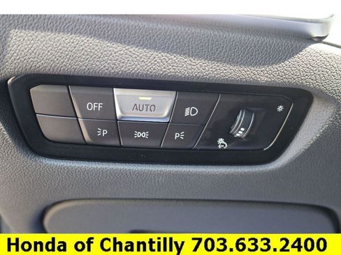 Used 2022 BMW 230i Coupe w/ Premium Package 2 image 16