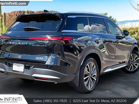 Used 2026 INFINITI QX60 Luxe w/ Family Package FWD image 2