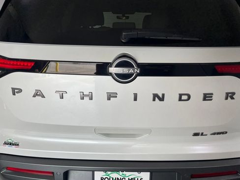 Used 2026 Nissan Pathfinder SL AWD/4WD image 44