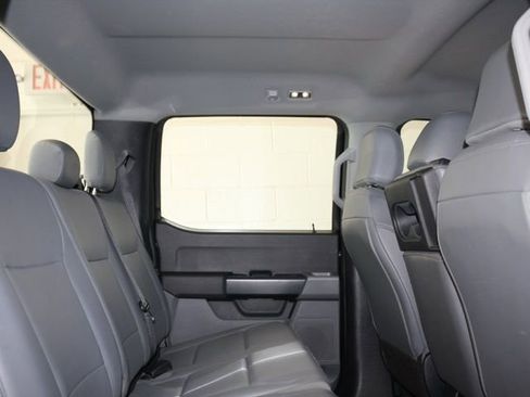Used 2022 Ford F150 XL w/ Trailer Tow Package image 6