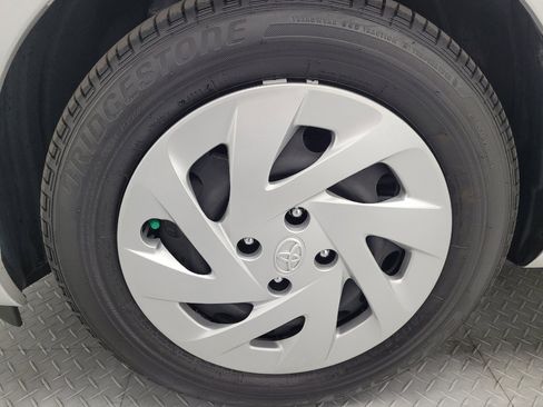 Used 2016 Toyota Prius C Three FWD image 31