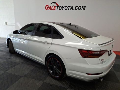 Used 2019 Volkswagen Jetta GLI image 8