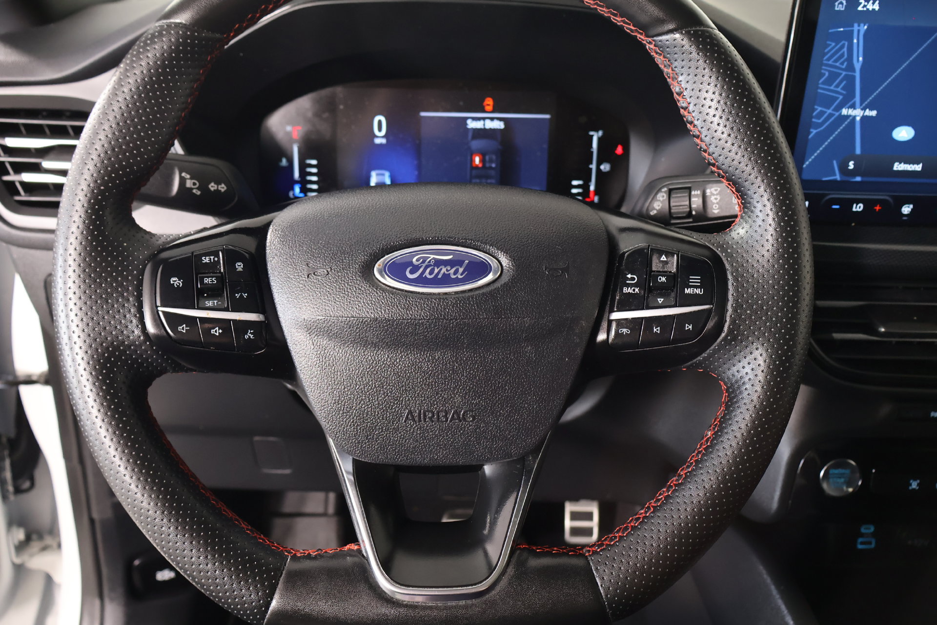 Used 2023 Ford Escape ST-Line FWD image 3