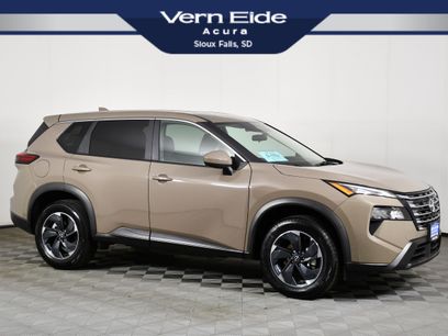 Used 2025 Nissan Rogue SV