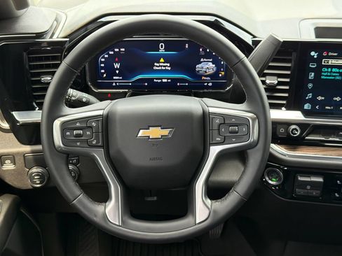 Used 2024 Chevrolet Silverado 1500 LT RWD image 24