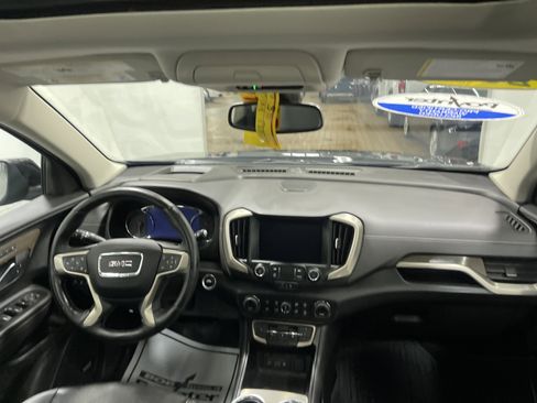 Used 2023 GMC Terrain Denali w/ Black Diamond Edition AWD/4WD image 23