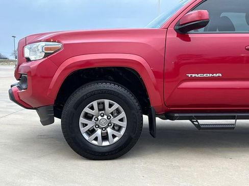 Used 2019 Toyota Tacoma SR5 image 5
