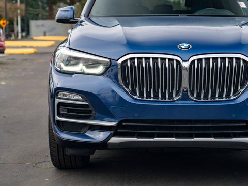 Used 2019 BMW X5 xDrive40i w/ Convenience Package AWD/4WD image 8