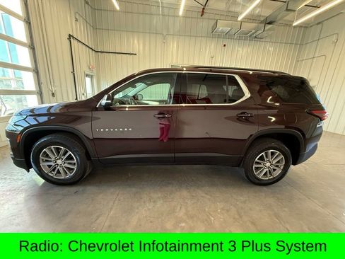 Used 2022 Chevrolet Traverse LT image 4