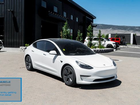 Used 2022 Tesla Model 3 Long Range AWD/4WD image 7
